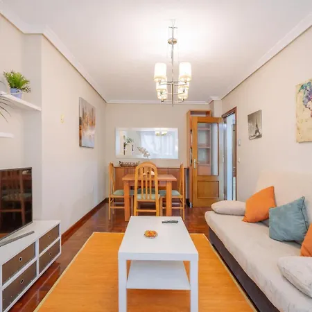 Luminoso Y Acogedor En