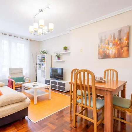 Luminoso Y Acogedor En