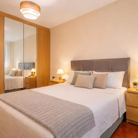 Апартаменти Luminoso Y Acogedor En *