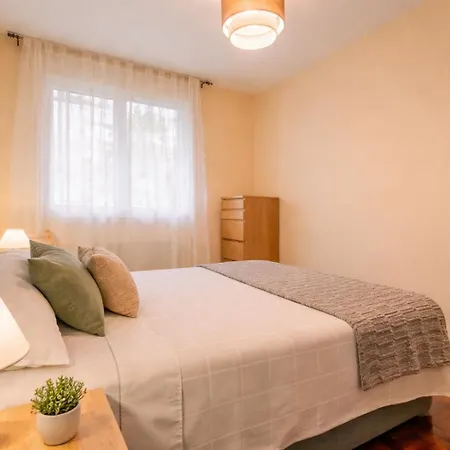 Luminoso Y Acogedor En Апартаменти Хіхон