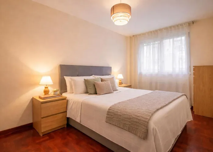 Luminoso Y Acogedor En Апартаменти Хіхон